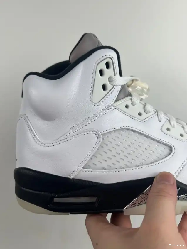 One Kick BLACK' DD0587-110 'WHITE JORDAN RETRO AIR 5 0626